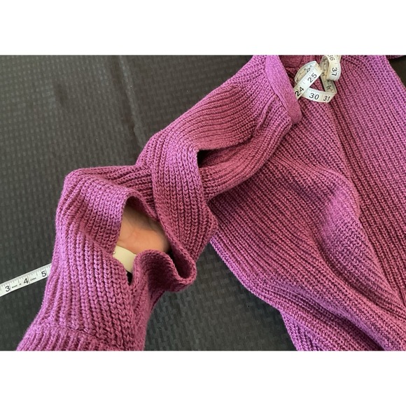 Lane Bryant Women's 22/24 Mauve Burgundy V Neck Cable Knit Sweater Slit Sleeves - Picture 9 of 11